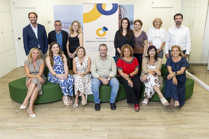 Archivo - Arquivo - ClaVHes, Consenso sobre a Melhoria do Processo de Assistência na Bexiga Hiperativa a partir da Adesão.