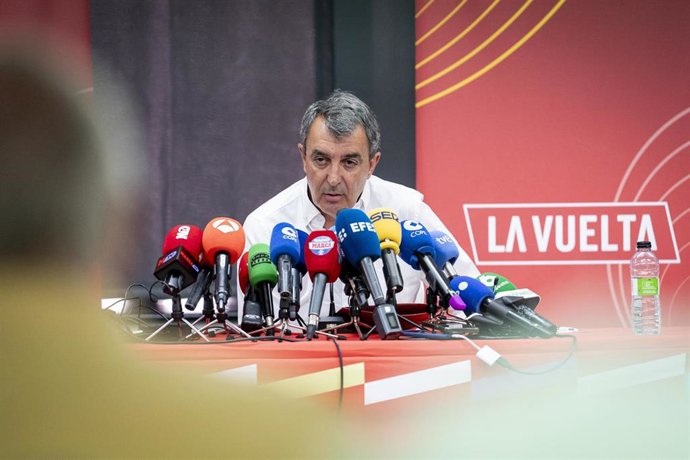 Archivo - El director de La Vuelta Ciclista a España, Javier Guillén, durante una rueda de prensa al término de la edición de 2025.
