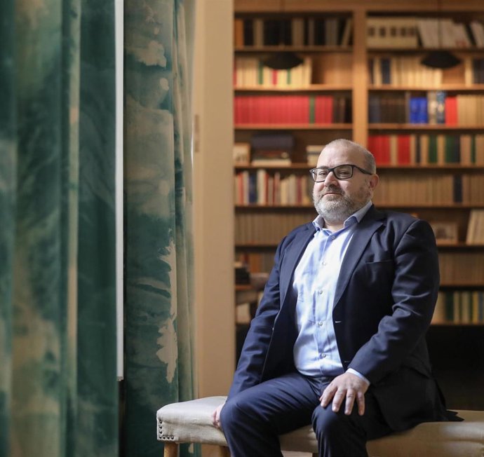 Archivo - Retrato del Director Artístico del Palau de Les Arts, Jesús Iglesias Noriega en su presentación de la nueva etapa en el teatro lírico valenciano, en el Club Matador, en Madrid (España), a 14 de enero del 2020.