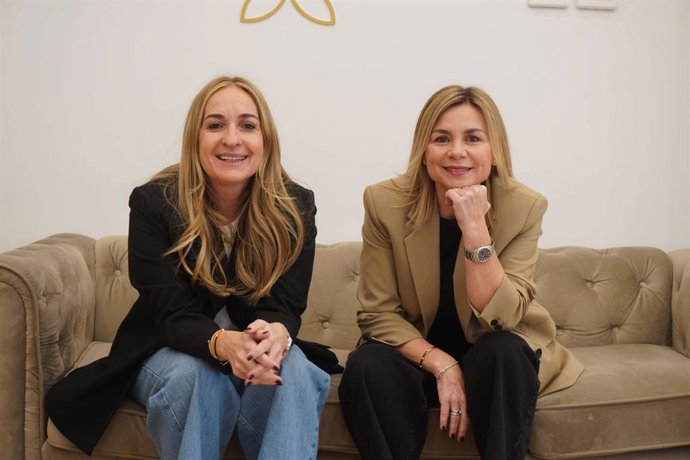 Noelia Gómez y Belén Aventín, cofundadoras de Hello Nails
