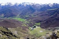 Fuente Dé supera los 45 litros por metro cuadrado y Ramales los 35