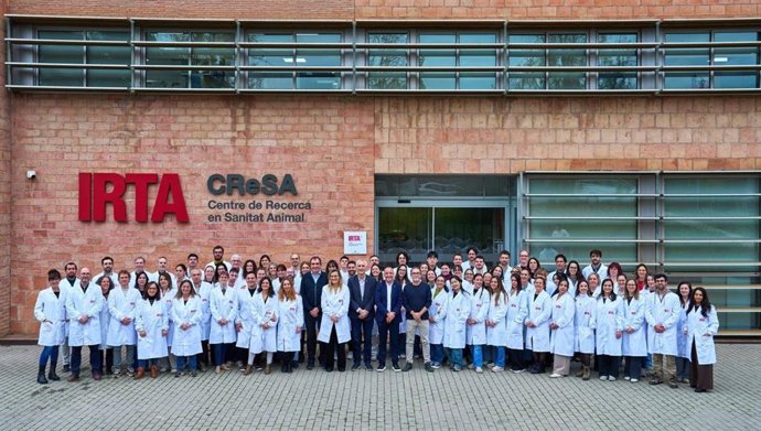 Parte del equipo del Irta-CReSA.