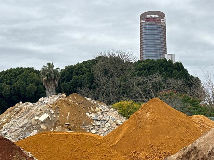 Situación de un solar en la calle Torneo de Sevilla