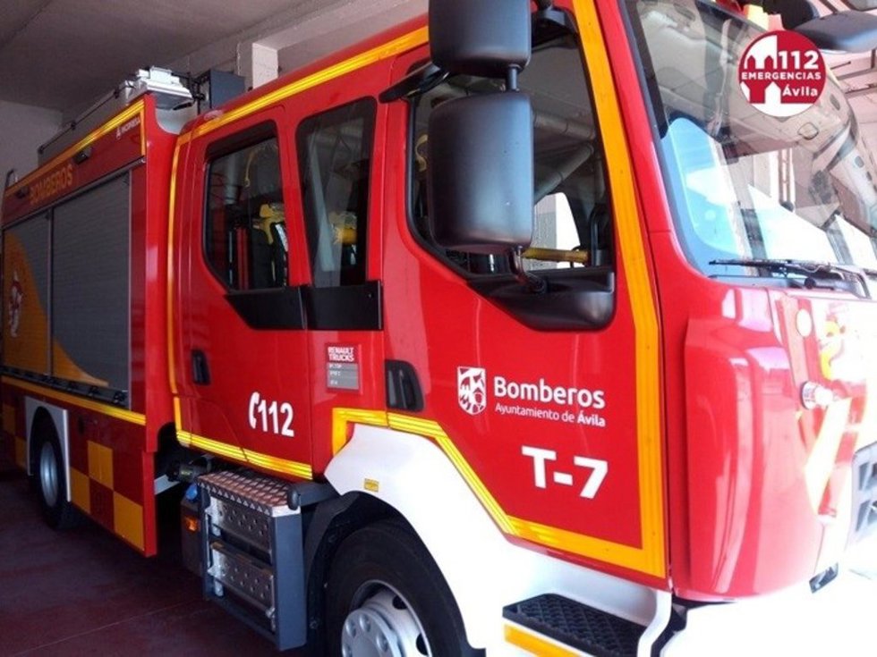 Archivo - AMP Sucesos.- Herido un varón de 27 años tras salirse de la vía un vehículo en Ávila