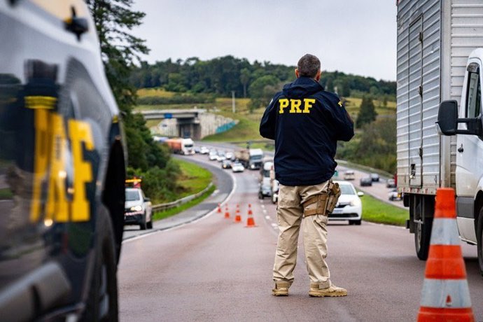 Archivo - Arxiu - Policia Federal de Carreteres de Brasil (PRF)