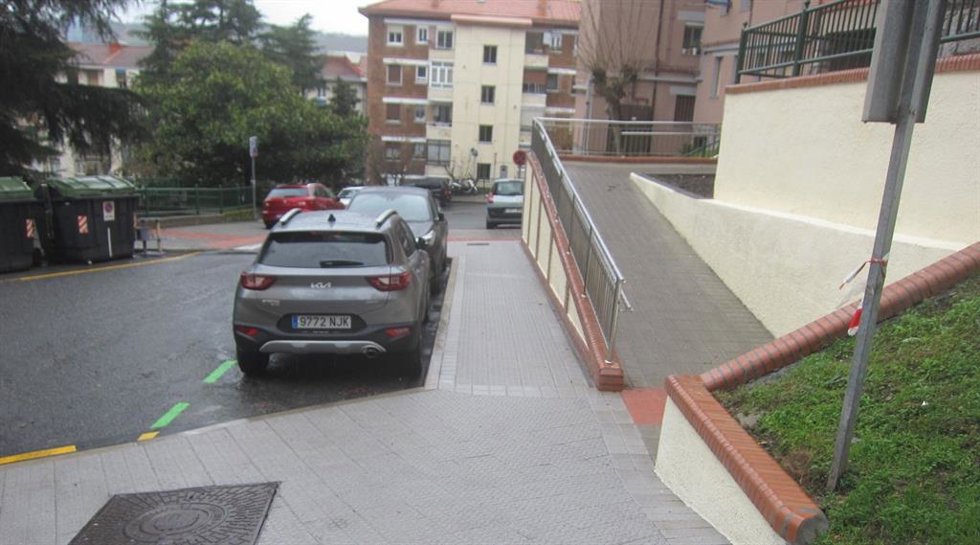 Bilbao finaliza la construcción de una rampa de acceso al Grupo Artazubekoa