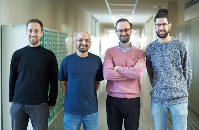 De izquierda a derecha, los investigadores Xavier Marset Gimeno, Elio Rico Vargas, Néstor Guijarro Carratalá y Javier Fernández Catalá