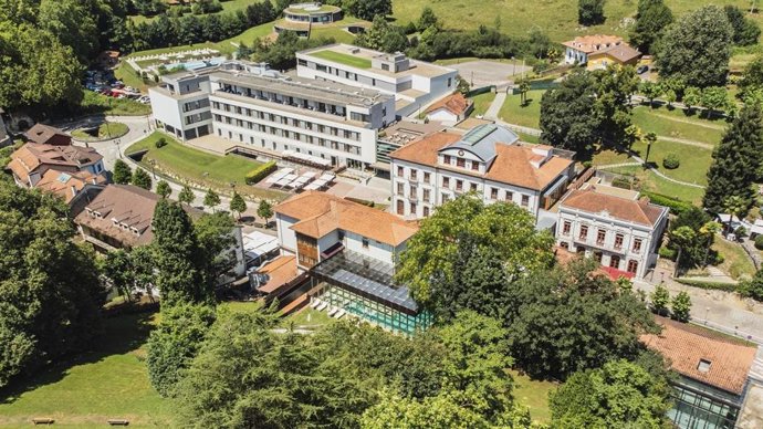 Blau Hotel Las Caldas 4* y Blau Gran Hotel Las Caldas 5 *.