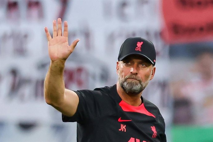Archivo - FILED - 21 July 2022, Saxony, Leipzig: Liverpool coach Jurgen Klopp reacts after the friendly soccer match between RB Leipzig and FC Liverpool at the Red Bull Arena. Photo: Jan Woitas/dpa