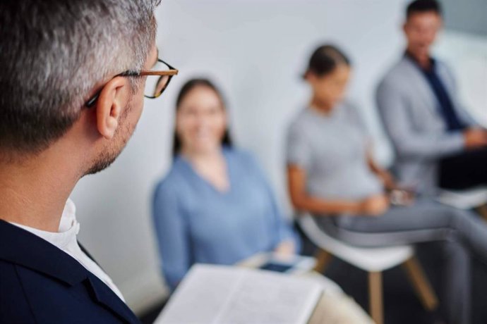 Psicomagister amplía su oferta formativa en psicología clínica con nuevas especializaciones