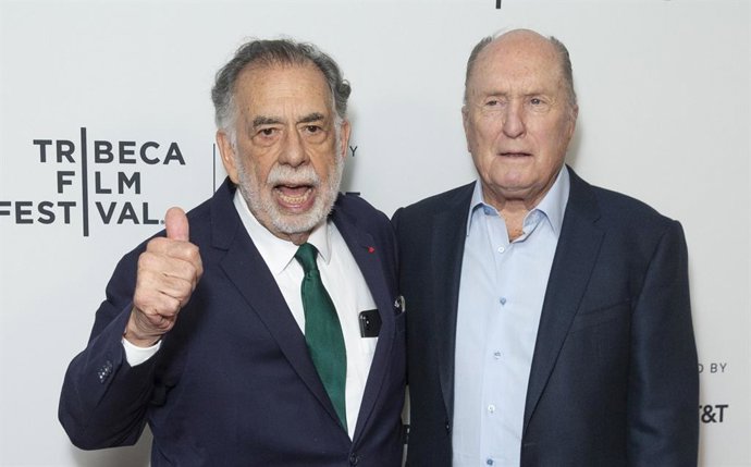 Francis Ford Coppola, Al Pacino y Robert De Niro lloran a Robert Duvall: "Fue un honor, era un actor nato"