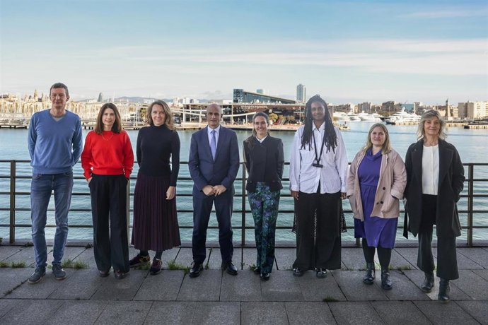 El equipo del Port Vell y del Festival Art Explora.