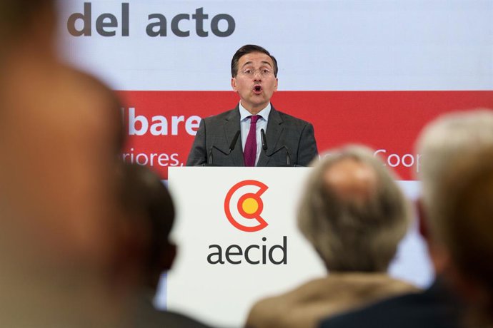 Archivo - El ministro de Asuntos Exteriores, Unión Europea y Cooperación, José Manuel Albares, presenta la transformación institucional de la Agencia Española de Cooperación Internacional para el Desarrollo (AECID) en el evento "#CooperamosCambiamos: La t