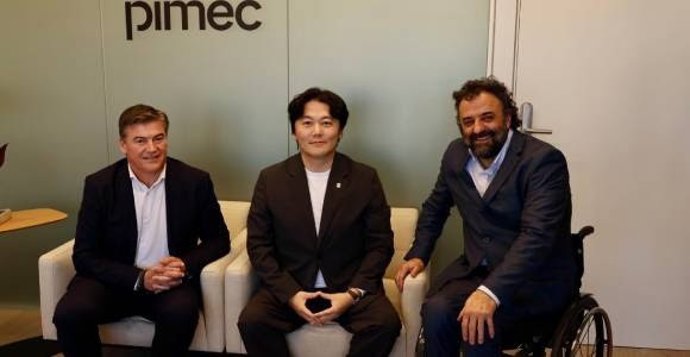 Moment de la signatura de l'acord