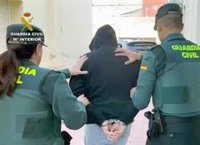 Guardia Civil detiene a cuatro jóvenes por extorsionar a un vecino de Pliego al que agredieron en grupo