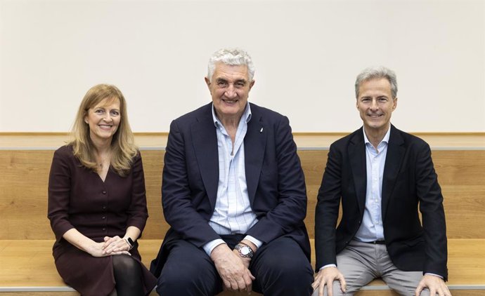 Trinidad Martín, Fernando Romay y Fernando Garrido