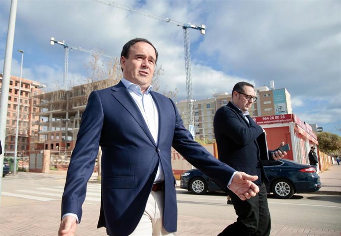 El president de la Generalitat, Juanfran Pérez Llorca, durante la presentación de las nuevas promociones de vivienda del Plan Vive