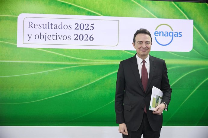 El consejero delegado de Enagás, Arturo Gonzalo, durante una rueda de prensa