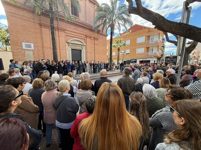 Benicàssim i institucions valencianes emmudixen per l'assassinat masclista d'Ana, "un fracàs com a societat"