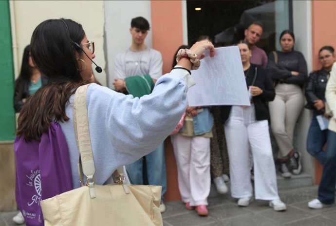 Imagen de recurso acerca de una jornada en el Cicus que profundiza en las realidades de las mujeres en la ciudad.