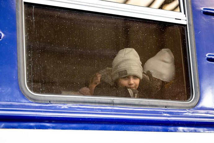 Archivo - Imagen de archivo de un niño ucraniano.