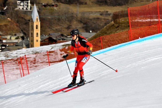 Archivo - February 23, 2025, Bormio, Milan, Italy: ALONSO RODRIGUEZ Ana (ESP) Downhill on skis  during  ISMF World Cup - Ski Mountaineering, Ski Mountaineering race in Bormio, Italy, February 23 2025