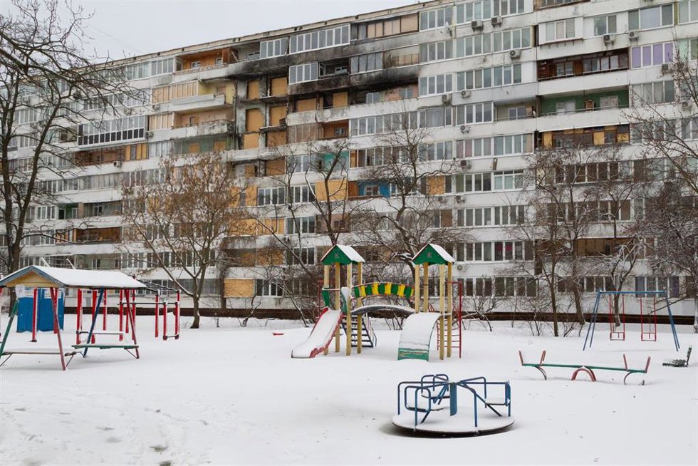 Daños por un ataque ruso en un edificio en Kiev, en Ucrania