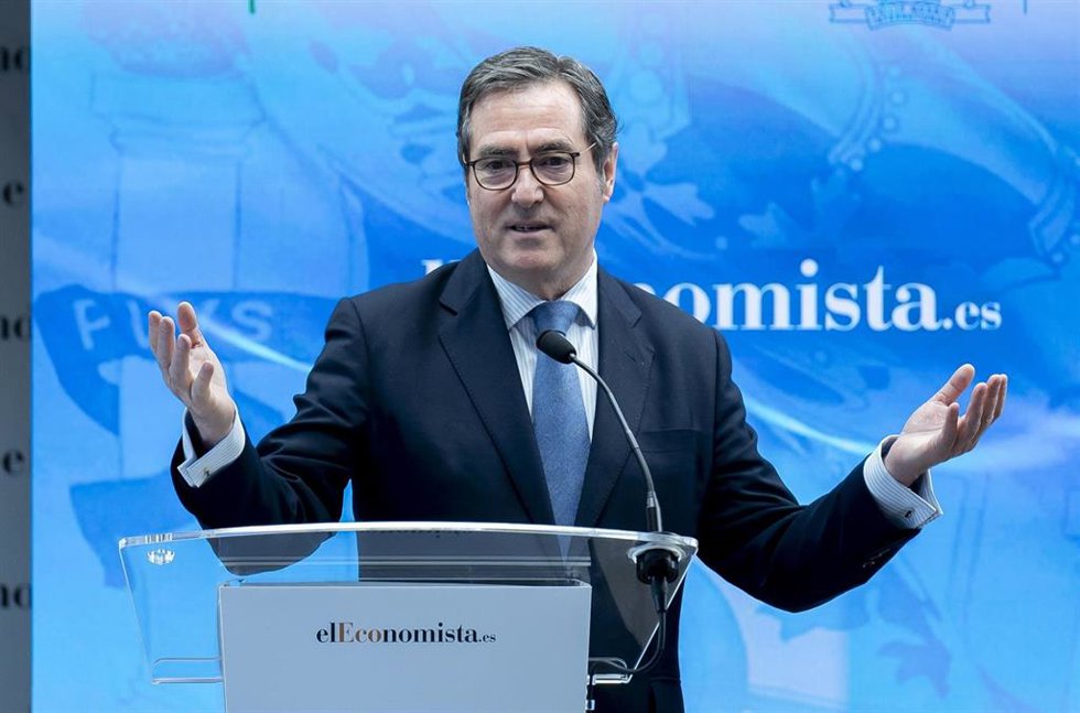 Archivo - El presidente de la CEOE, Antonio Garamendi