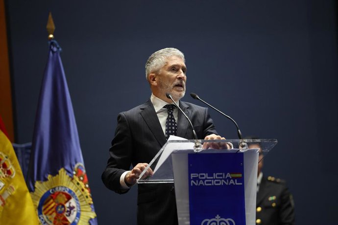 Archivo - El ministro de Interior, Fernando Grande-Marlaska, durante  un acto de la Policía Nacional