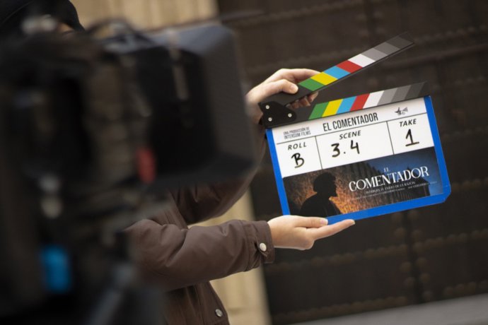 Claqueta en el comienzo del rodaje de 'El Comentador'.