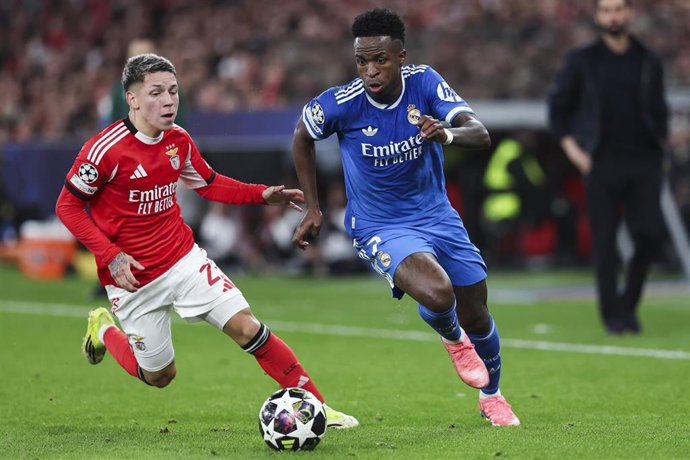 Gianluca Prestianni (SL Benfica) y Vinícius Júnior (Real Madrid CF), en la Champions.