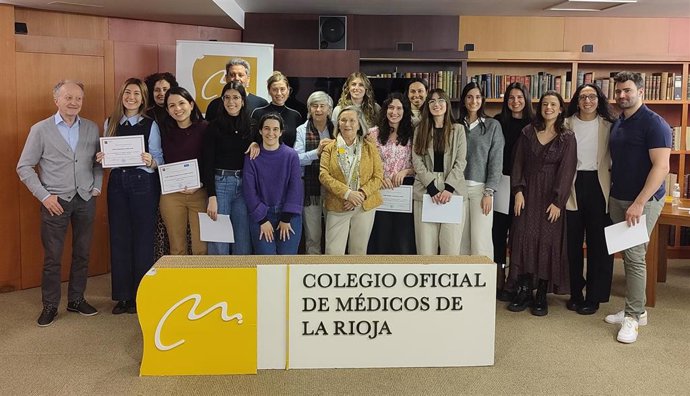 El Colegio de Médicos de La Rioja refuerza la 'excelencia formativa' con 16 Becas de Movilidad para médicos residentes