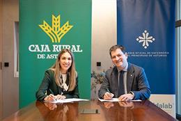 Raquel Bernaldo De Quirós, Responsable De Autónomos Y Profesionales Y El Presidente Del CODEPA, Esteban Gómez.