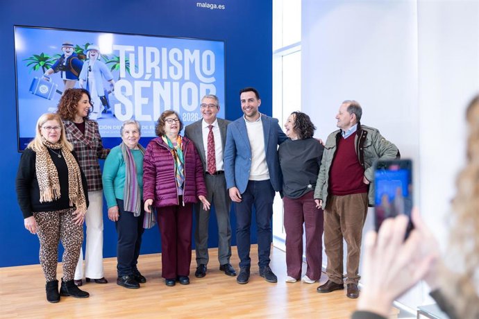 El presidente de la Diputación de Málaga, Francisco Salado, presenta el programa de Turismo Sénior 2026