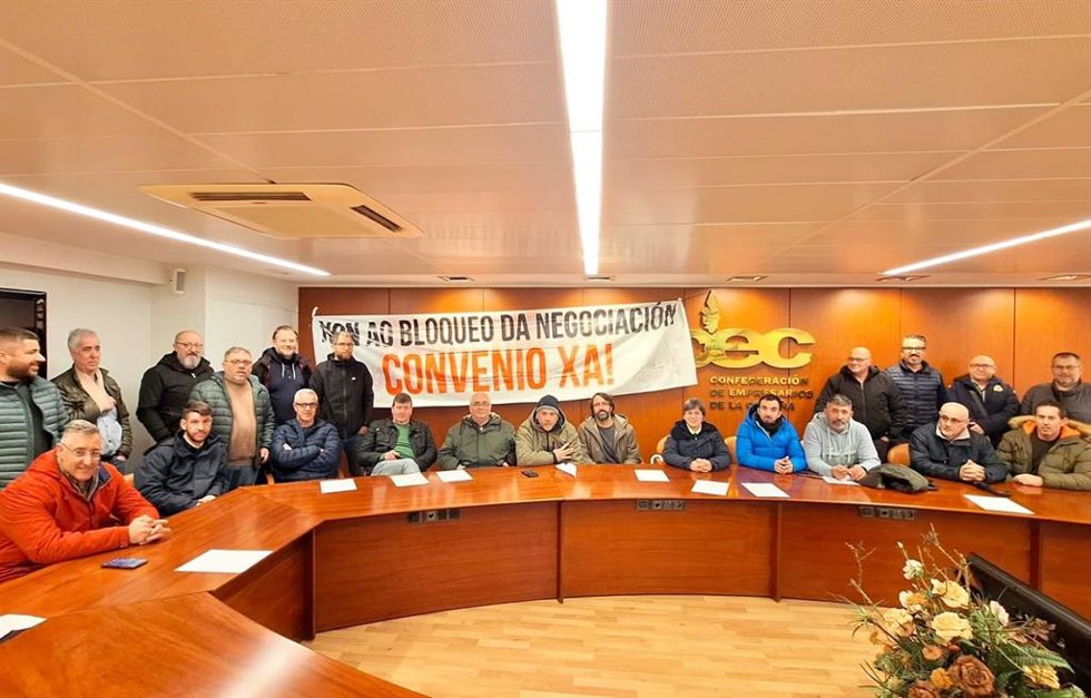 Encierro de delegados de la CIG en la sede de la CEC