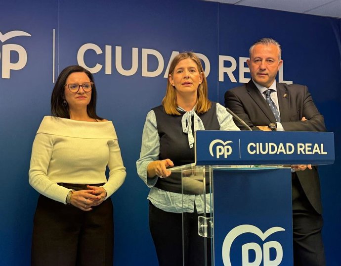 La secretaria general del PP de Castilla-La Mancha, Carolina Agudo, en rueda de prensa.