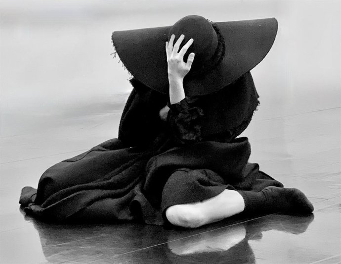 El Teatre Arniches presenta este viernes el espectáculo 'Emigradas' de Cienfuegos Danza