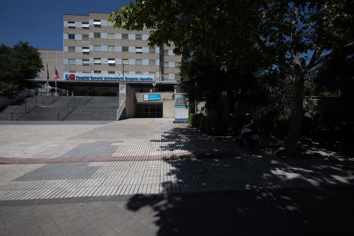 Archivo - Fachada del edificio principal del hospital Gregorio Marañón, a 11 de julio de 2025, en Madrid (España). 