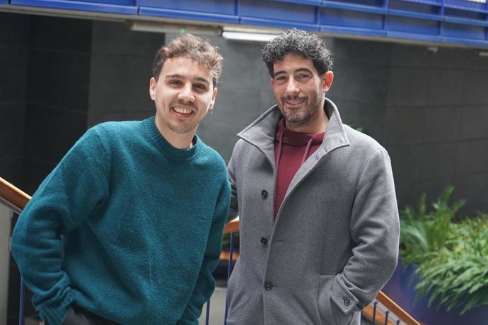 Los Investigadores Iván Quintero-Rodríguez Y Salvador Reyes De Cózar.