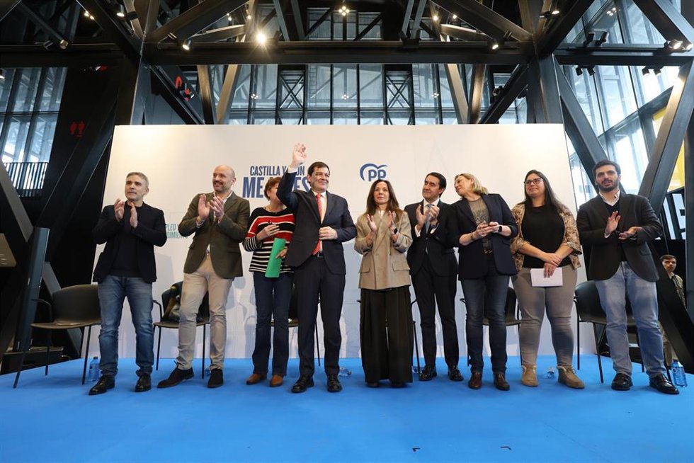 El presidente del PP de Castilla y León y candidato a la reelección como presidente de la Junta, Alfonso Fernández Mañueco, ha presentado este miércoles en la capital leonesa el programa electoral para las elecciones del 15 de marzo. 