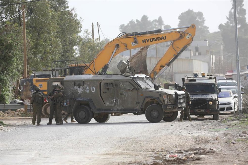 Militares de Israel durante una demolición en Nablús, Cisjordania (archivo)