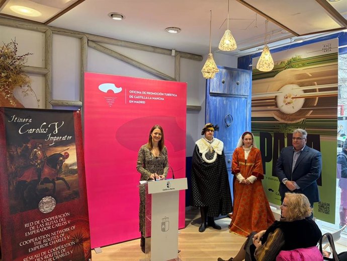 Talavera conmemora el V centenario de los esponsales de Carlos V con una recreación histórica.