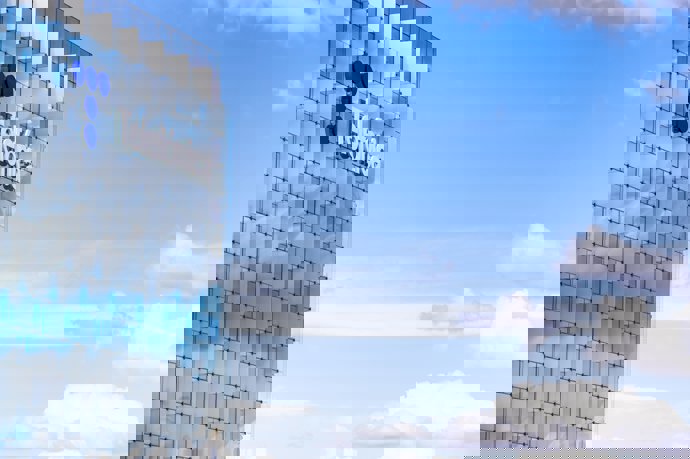 Fachada de la sede de Telefónica