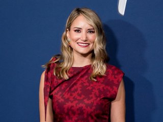 Archivo - La modelo Alba Carrillo posa en un photocall previo a un concierto para celebrar los 100 años de historia de Disney, a 30 de septiembre de 2023, en Madrid (España).