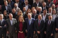 Torres se compromete a colaborar con los ayuntamientos afectados por la dana "para que ninguna obra se quede sin hacer"