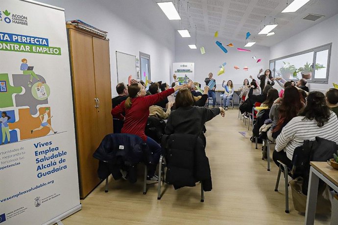 Nueva edición del programa gratuito de mejora de la empleabilidad 'Vives Emplea Saludable', del Ayuntamiento de Alcalá de Guadaíra (Sevilla).
