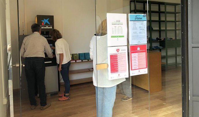 La Generalitat inicia una consulta pública de les noves bases per a garantir l'accés a servicis bancaris en municipis amb el risc de despoblació.