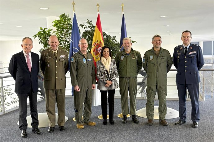 La ministra de Defensa, Margarita Robles, visita el Cuartel General del Mando Aéreo Aliado (AIRCOM), en la Base Aérea de Ramstein (Alemania)