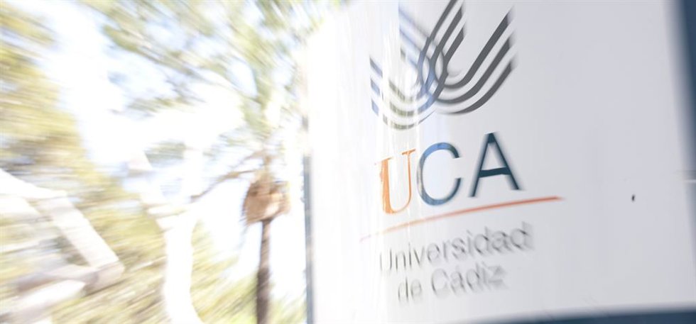 Archivo - Logo de la Universidad de Cádiz.