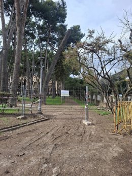 El Ayuntamiento de Huesca cierra el pinar del Parque Miguel Servet para evitar riesgos tras las fuertes lluvias y vientos